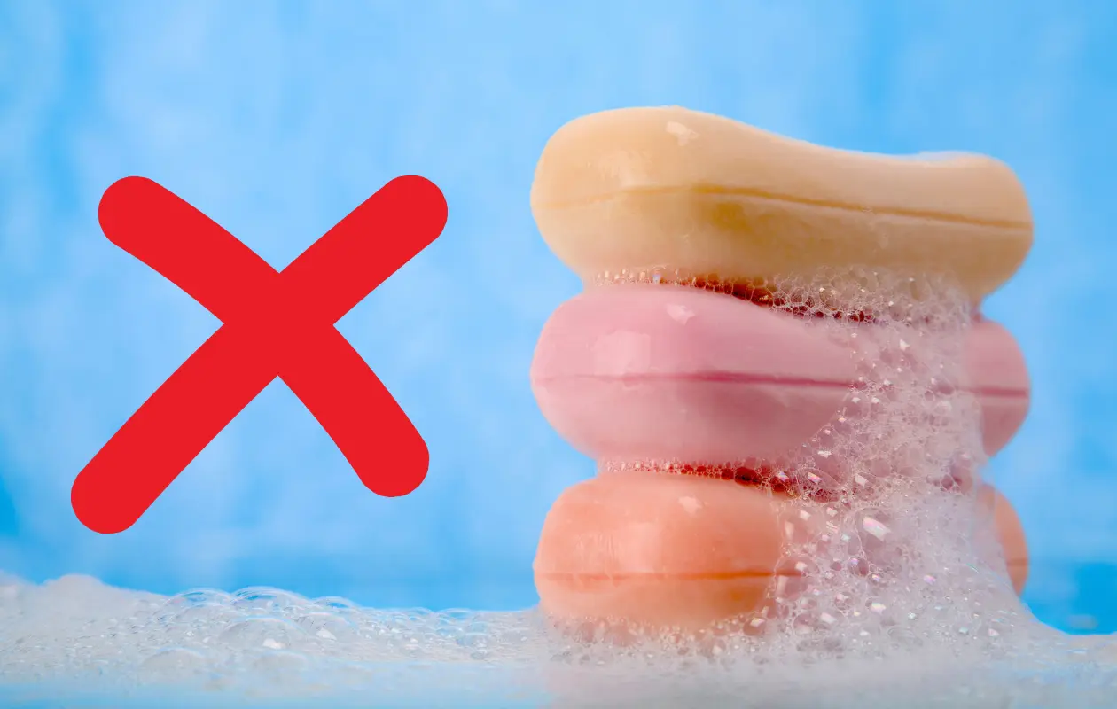 9 Reasons to Stop Using Antibacterial Soap Right Now